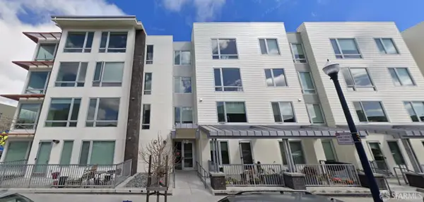 10 Innes Court #304, San Francisco, CA 94124