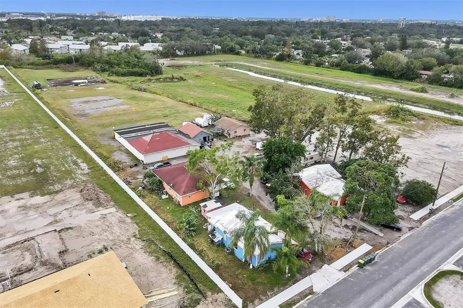 1616 23rd Street E, Bradenton, FL 34208 - Image #3