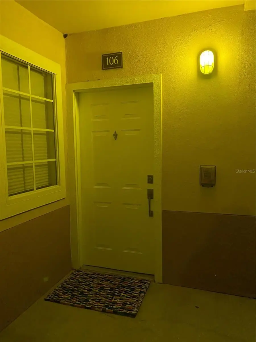 1010 Villagio Circle #106, Sarasota, FL 34237 - Image #3