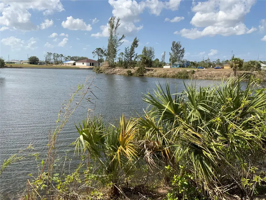 2113 NE 43rd Lane, Cape Coral, FL 33909 - Image #3