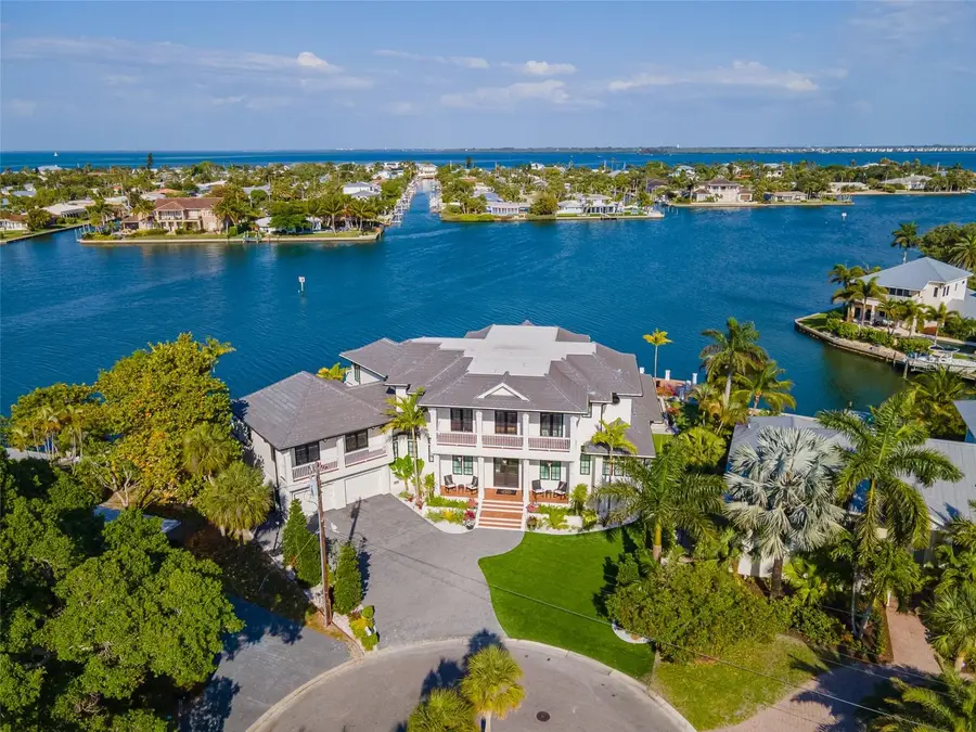 535 70th Street, Holmes Beach, FL 34217 - Image #2