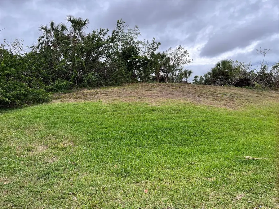 Woodbridge Drive, Venice, FL 34293 - Image #2