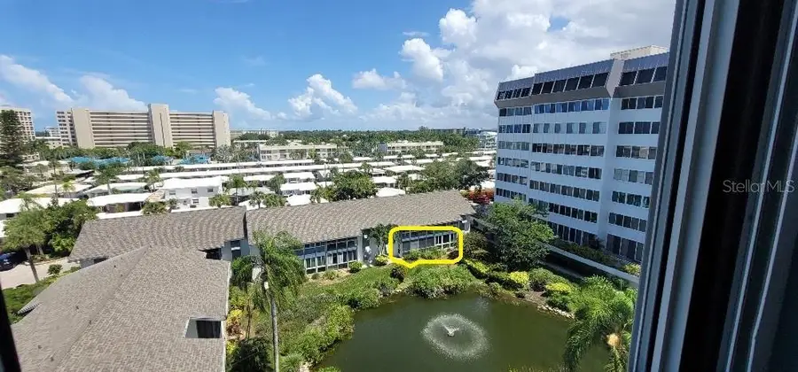 1046 W Peppertree Lane #115B, Sarasota, FL 34242 - Image #3