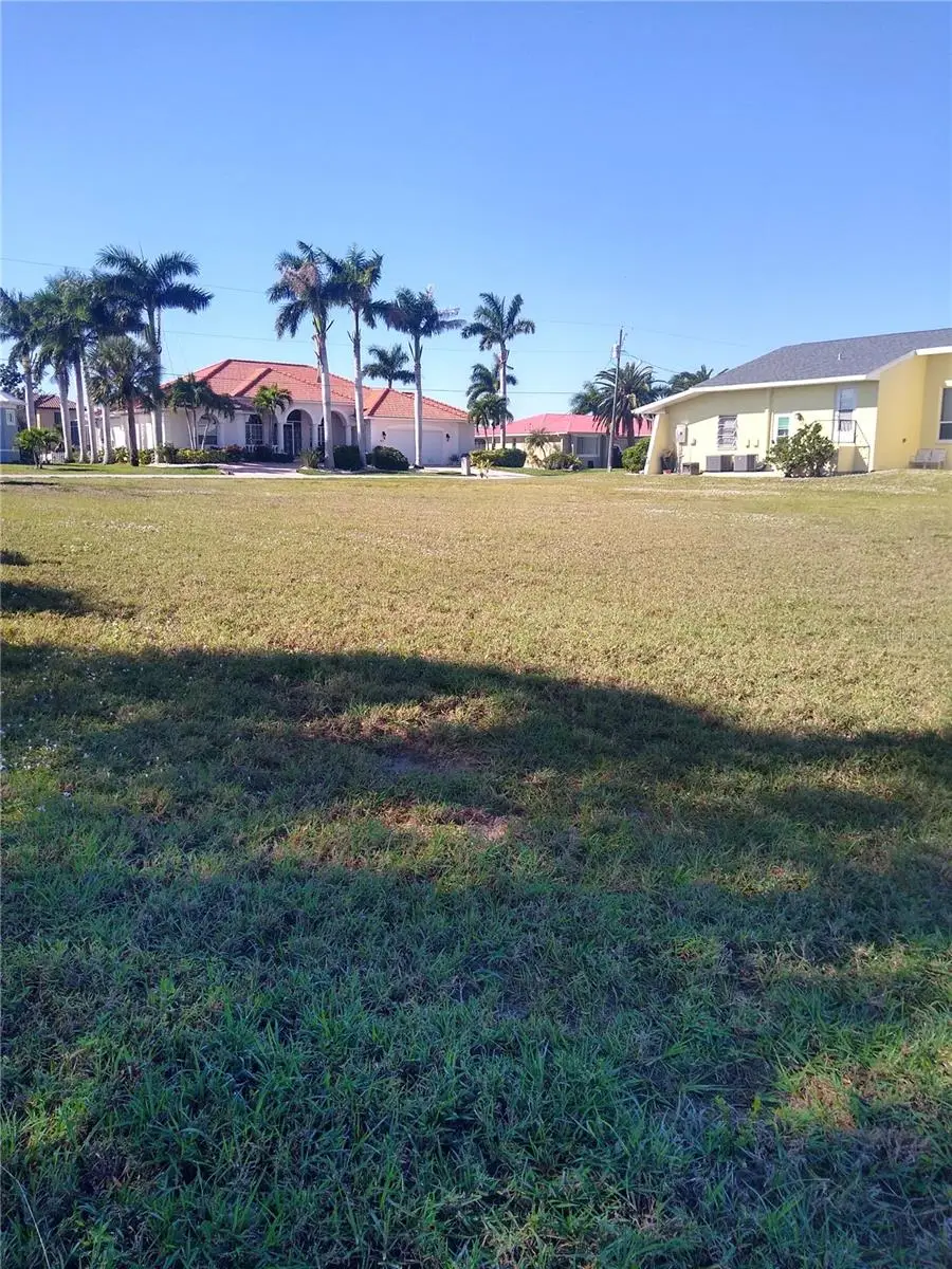 116 Colonial Street Se, Port Charlotte, FL 33952 - Image #3