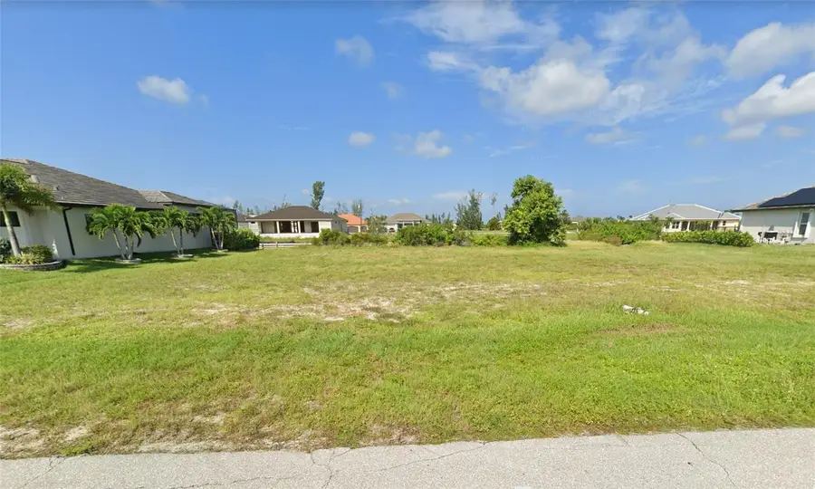 718 NW 38th Place, Cape Coral, FL 33993 - Image #3