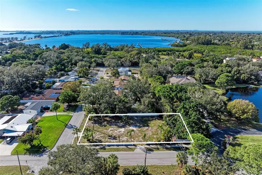 210 77th Street Nw, Bradenton, FL 34209 - Image #2