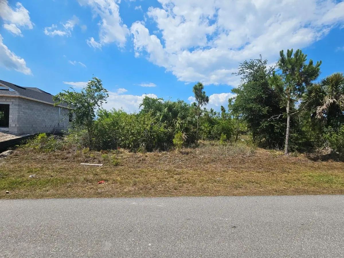 15723 Stuart Circle, Port Charlotte, FL 33981 - Image #1