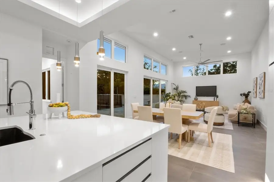 2234 Hibiscus Street, Sarasota, FL 34239 - Image #3