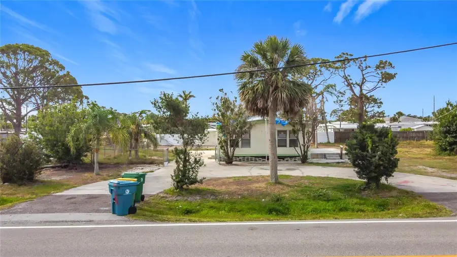 7438 San Casa Drive, Grove City, FL 34224 - Image #3