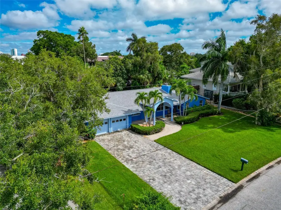1389 Harbor Drive, Sarasota, FL 34239 - Image #3