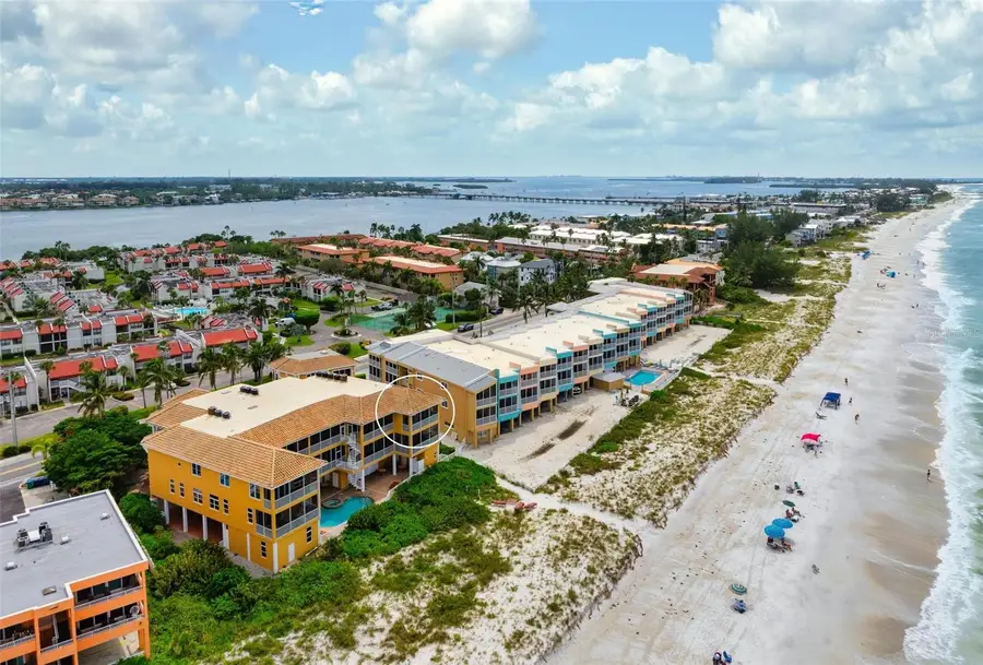 1900 Gulf Drive N #1, Bradenton Beach, FL 34217 - Image #3
