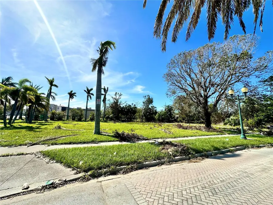 575 N Washington Boulevard, Sarasota, FL 34236 - Image #3