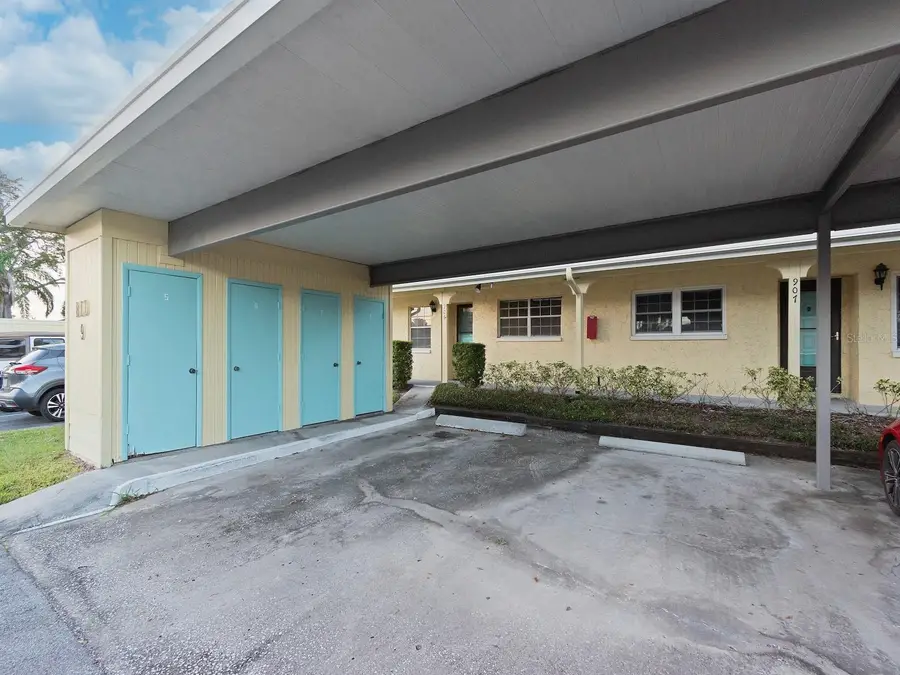 2465 Northside Drive #906, Clearwater, FL 33761 - Image #2