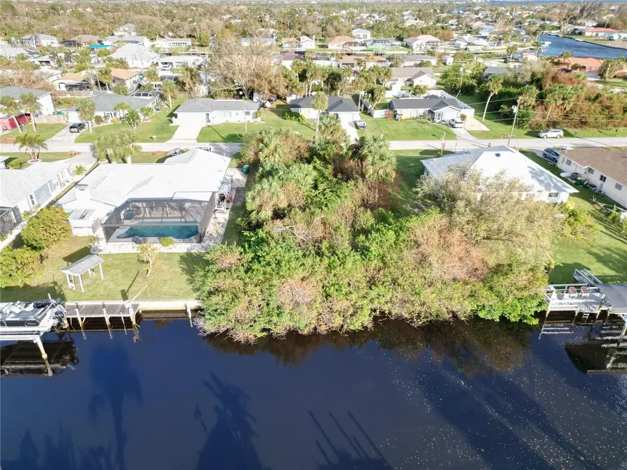 4194 Yucatan Circle, Port Charlotte, FL 33948 - Image #3