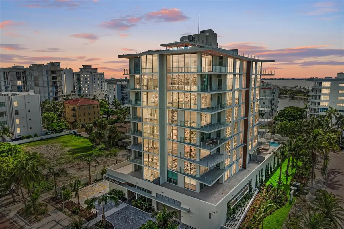 111 Golden Gate Point #402, Sarasota, FL 34236 - Image #1