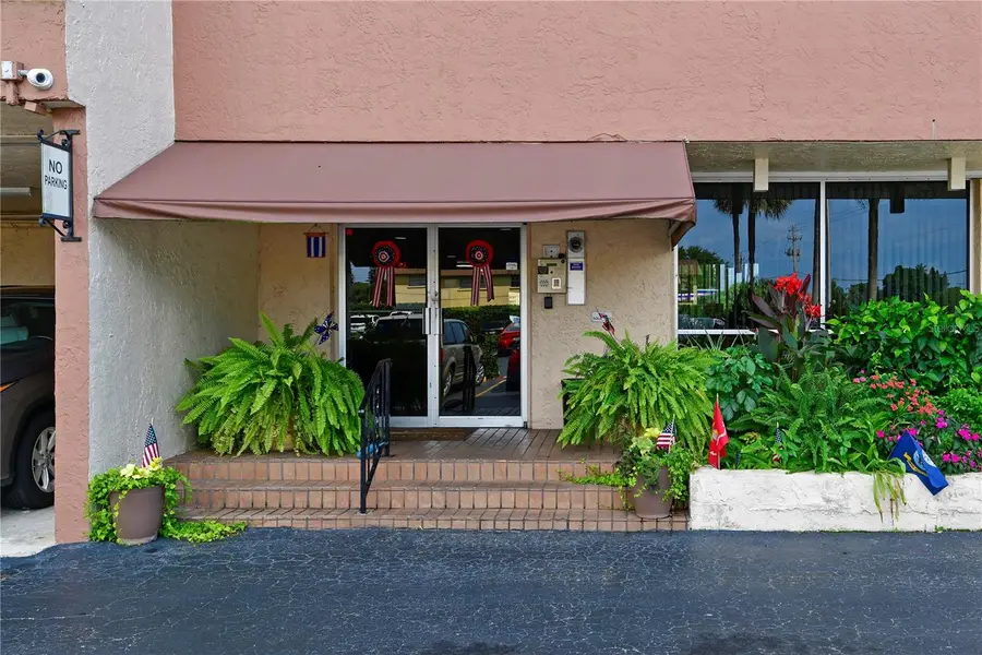 2901 26th Street W #320, Bradenton, FL 34205 - Image #3