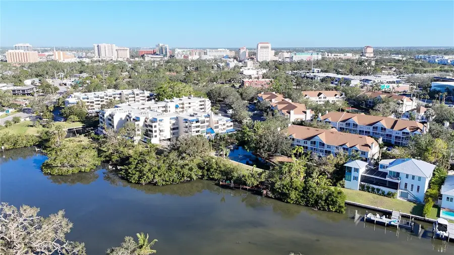 850 S Tamiami Trail #402, Sarasota, FL 34236 - Image #2