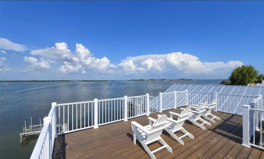 2516 Avenue A, Bradenton Beach, FL 34217 - Image #2