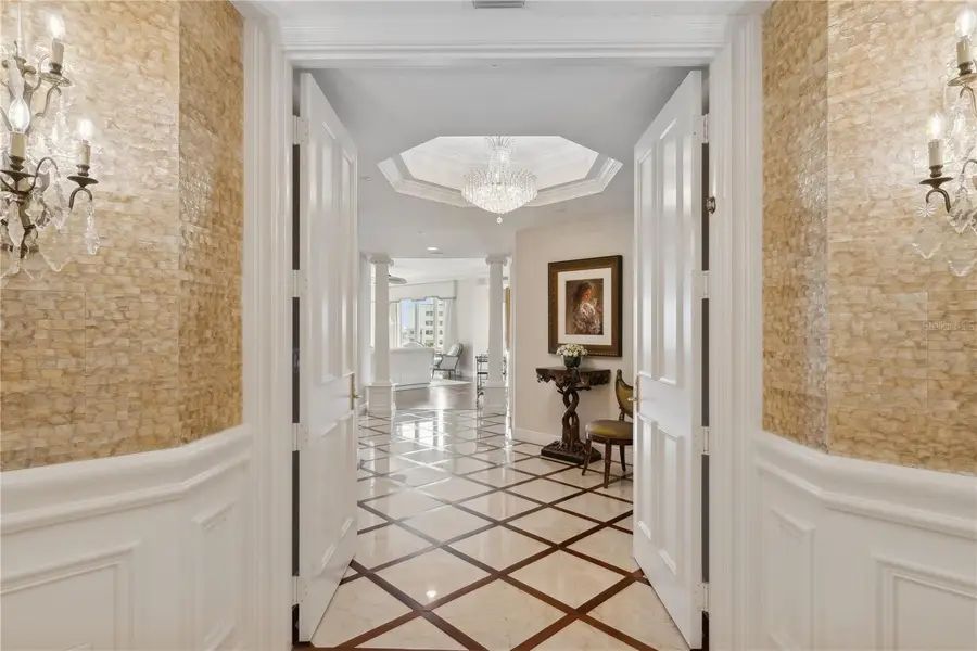 35 Watergate Drive #801, Sarasota, FL 34236 - Image #3