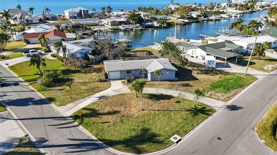 806 Arlington Road, Palmetto, FL 34221 - Image #3