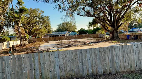 102 and 104 Domino Drive N, RUSKIN, FL 33570