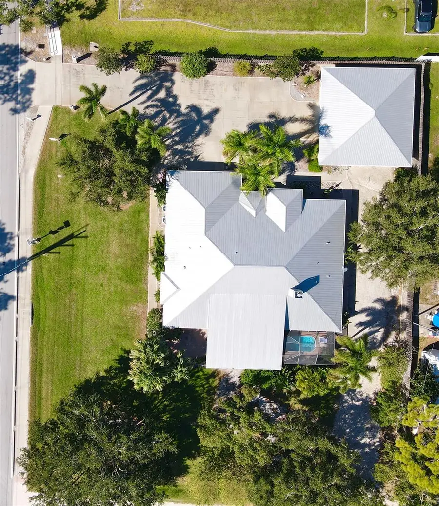 3011 Ashton Road, Sarasota, FL 34231 - Image #2