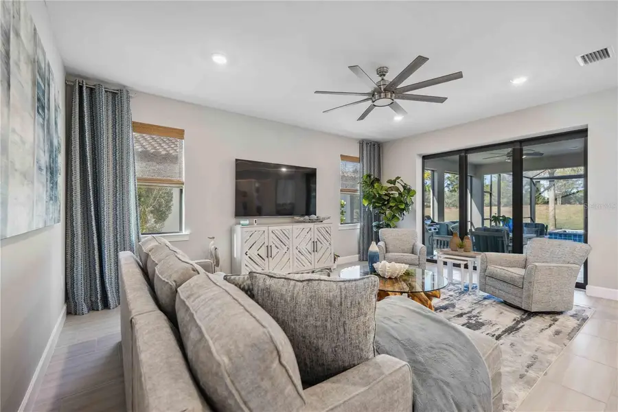 17530 Northwood Place, Bradenton, FL 34202 - Image #3