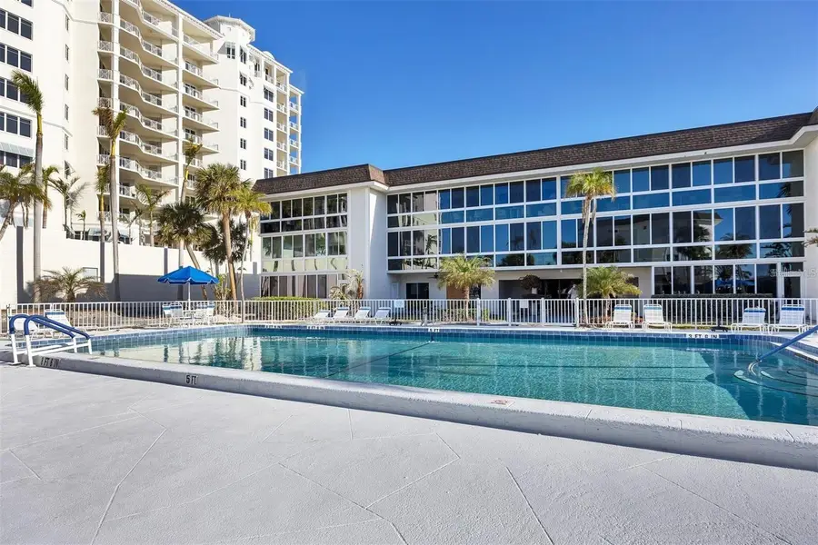2100 Benjamin Franklin Drive #108, Sarasota, FL 34236 - Image #3