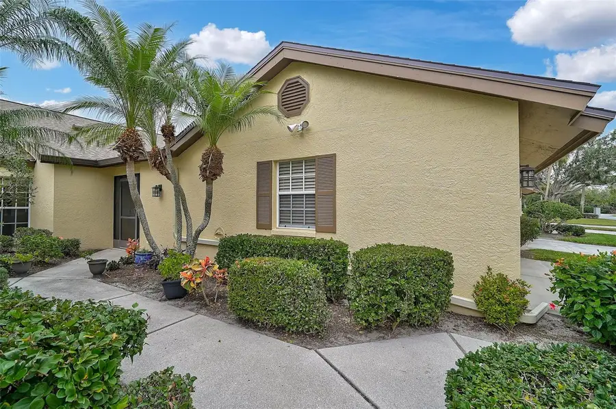 7146 Lakeside Drive, Sarasota, FL 34243 - Image #3