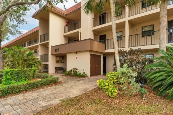 104 Capri Isles Boulevard #112, VENICE, FL 34292