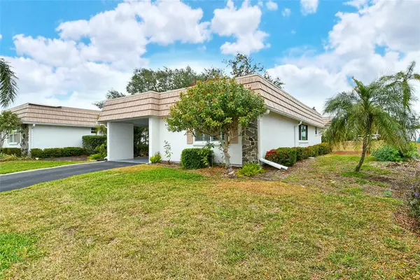 2325 Riverbluff Parkway #V247, SARASOTA, FL 34231