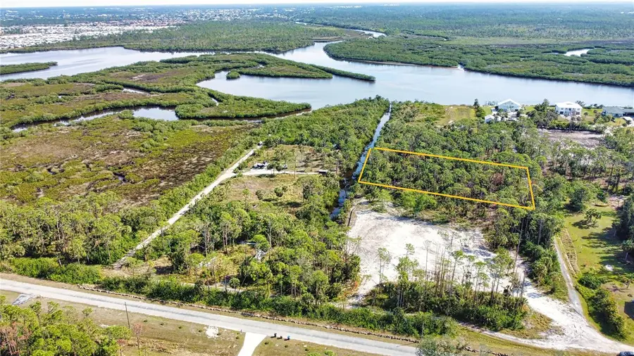 9051 Caloosa Drive, Venice, FL 34293 - #2