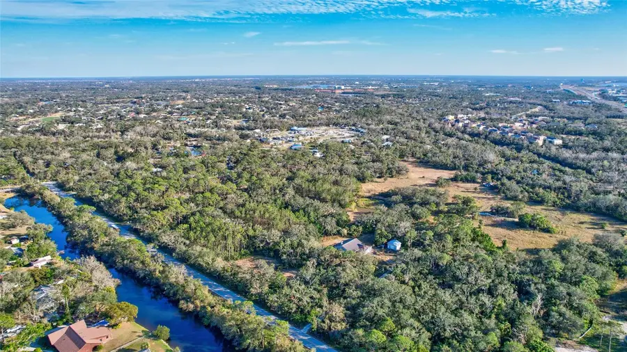 8330 Linger Lodge Road, Bradenton, FL 34202 - Image #3