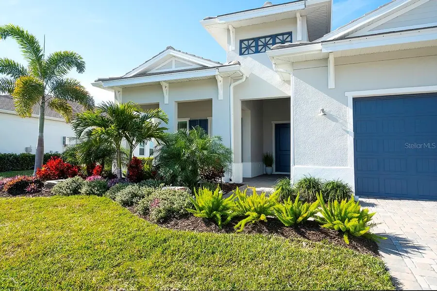 8066 Redonda Loop, Bradenton, FL 34202 - Image #2