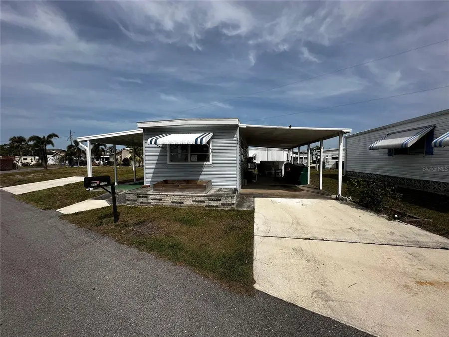 154 Maui Drive, Palmetto, FL 34221 - Image #2