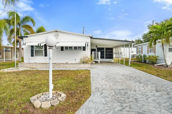 5205 5th Street E, BRADENTON, FL 34203