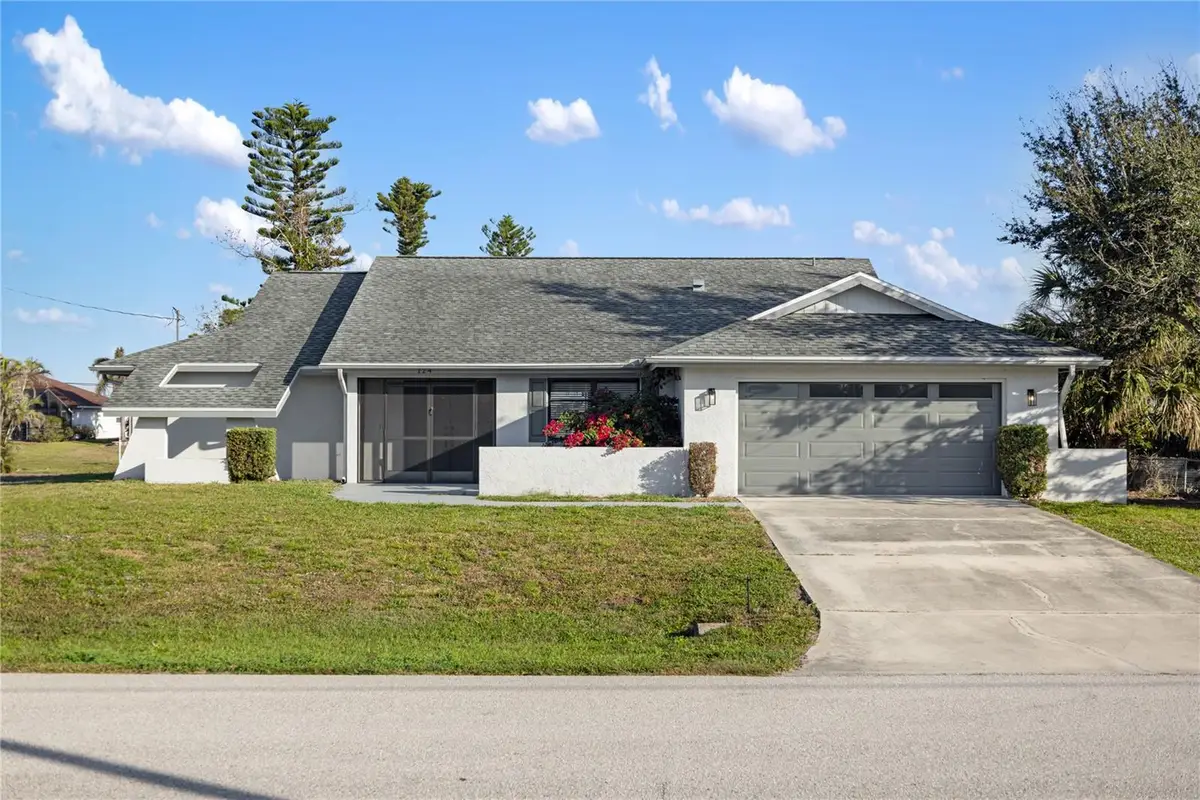 124 Mark Twain Lane, Rotonda West, FL 33947 - #1