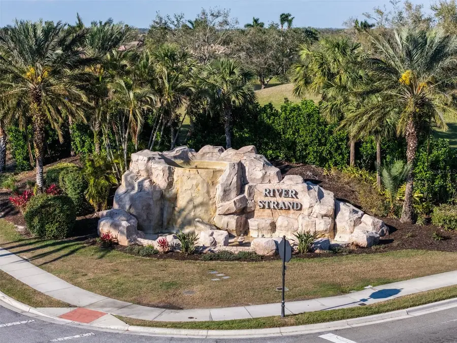 6560 Willowshire Way, Bradenton, FL 34212 - Image #2