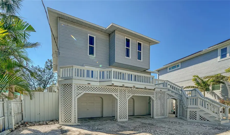 462 Island Circle, Sarasota, FL 34242 - Image #2