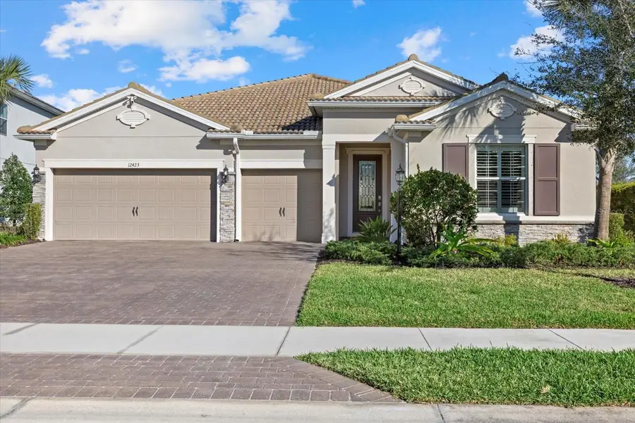 12423 Blue Hill Trail, Lakewood Ranch, FL 34211 - Image #3