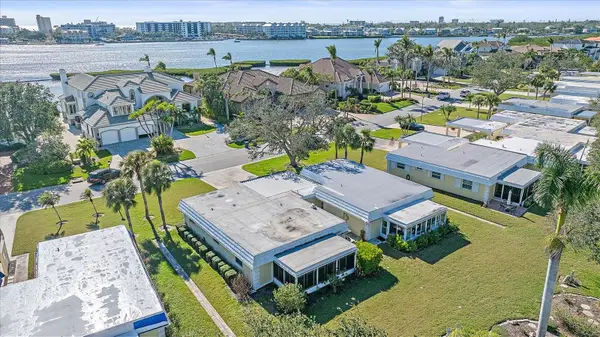 5869 Tidewood Avenue #7, SARASOTA, FL 34231