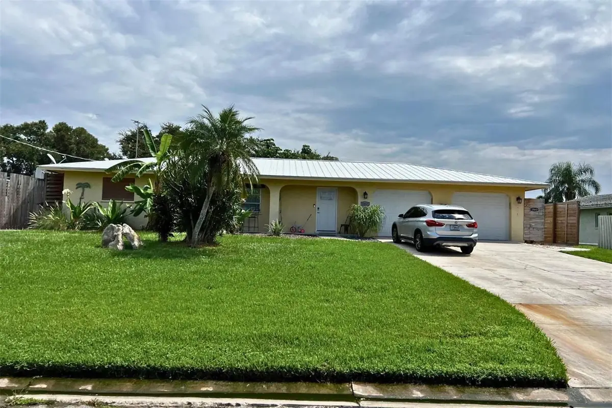 1860 Southpointe Drive, Sarasota, FL 34231 - #1