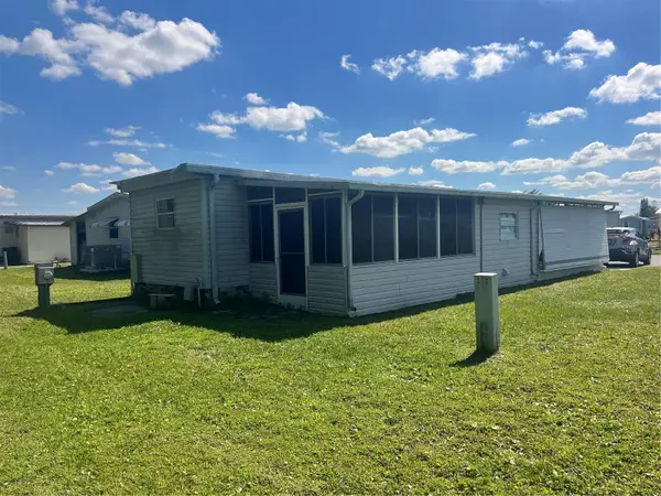 5316 53rd Avenue E #Q11, BRADENTON, FL 34203