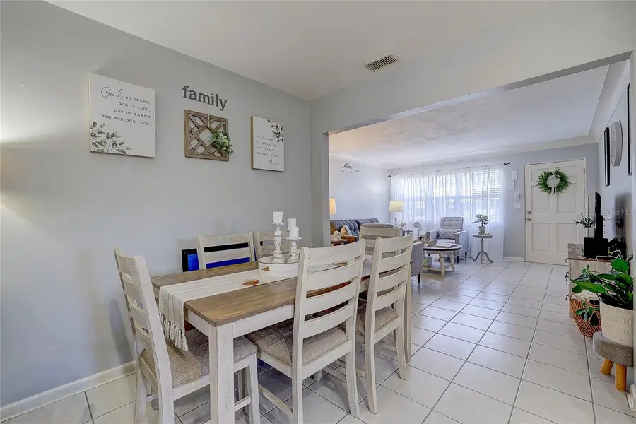 2412 Grove Street, Sarasota, FL 34239 - Image #3