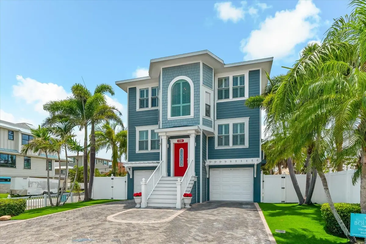 2300 Avenue B, Bradenton Beach, FL 34217 - Image #1