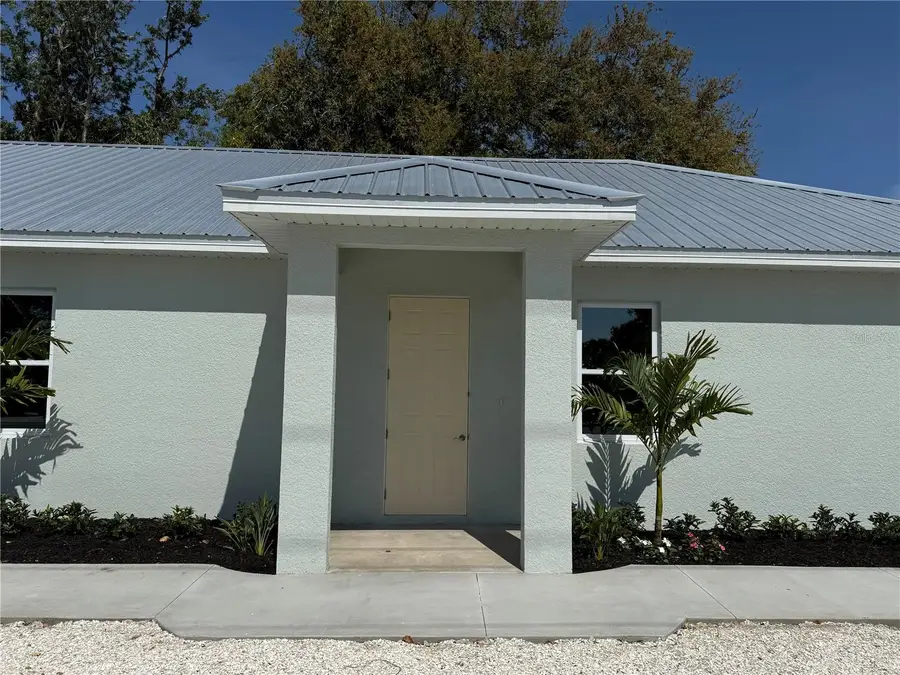 3525 Mcintosh Road, Sarasota, FL 34232 - Image #3