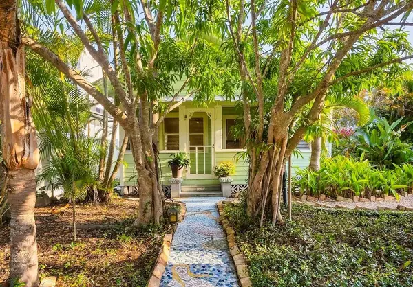 1679 Arlington Street, SARASOTA, FL 34239