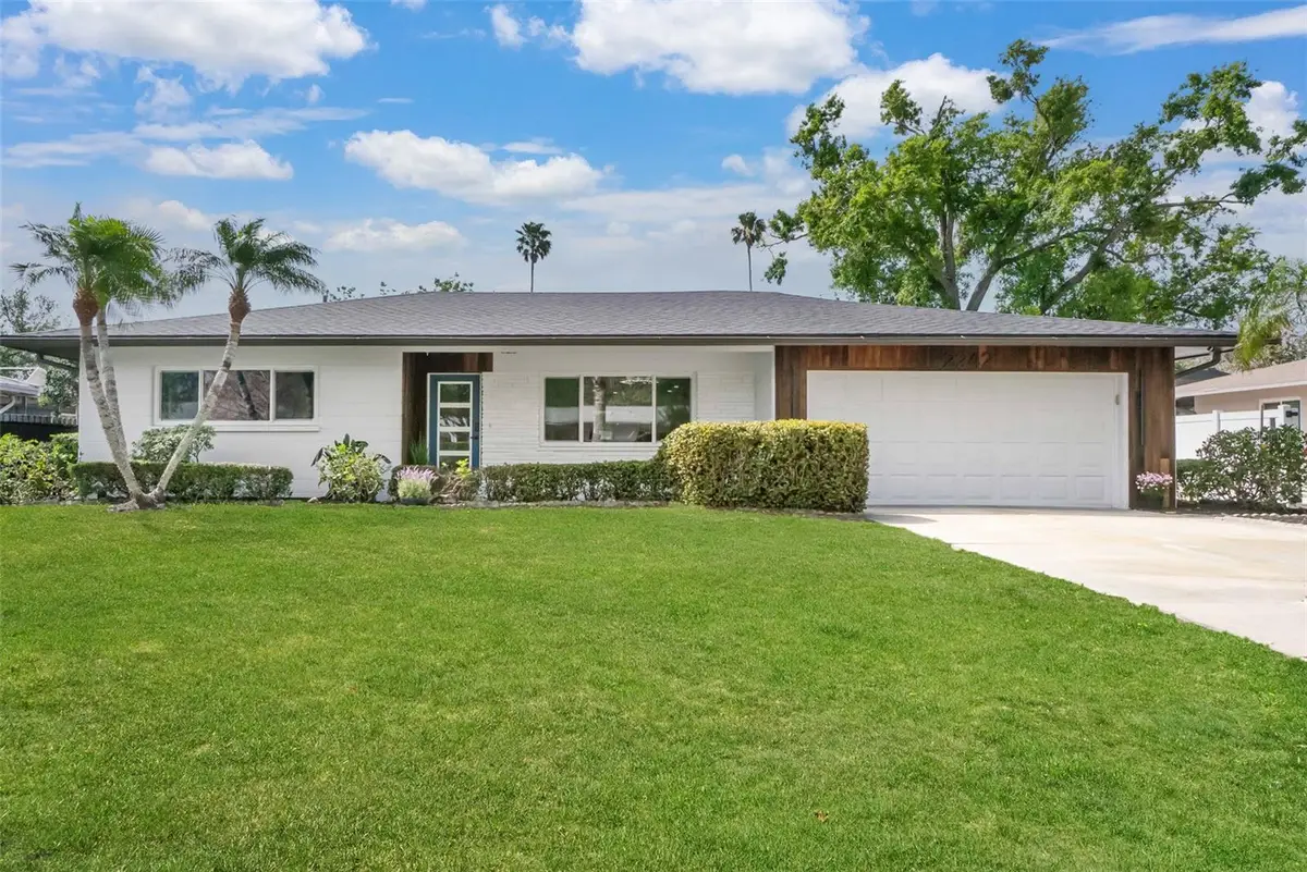 2242 Sunnyside Lane, Sarasota, FL 34239 - Image #1