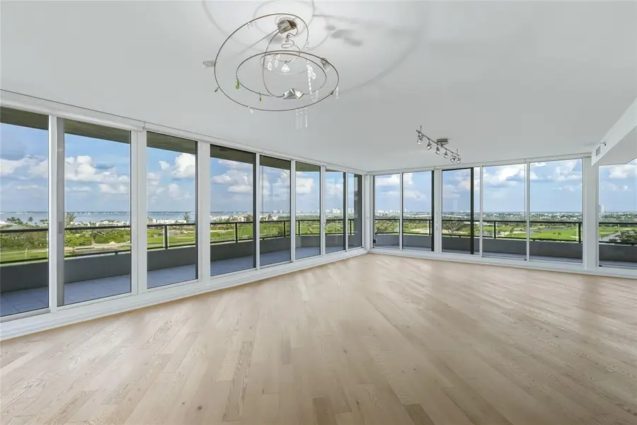 545 Sanctuary Drive #B806, Longboat Key, FL 34228 - Image #3