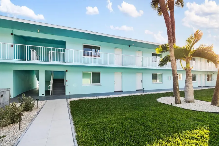 117 7th Street N #5, Bradenton Beach, FL 34217 - Image #2